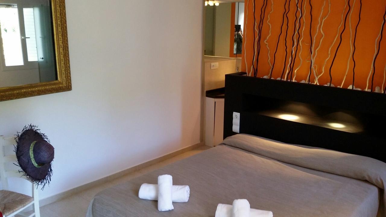 Apartamentos Colomar Santa Eulària des Riu Εξωτερικό φωτογραφία