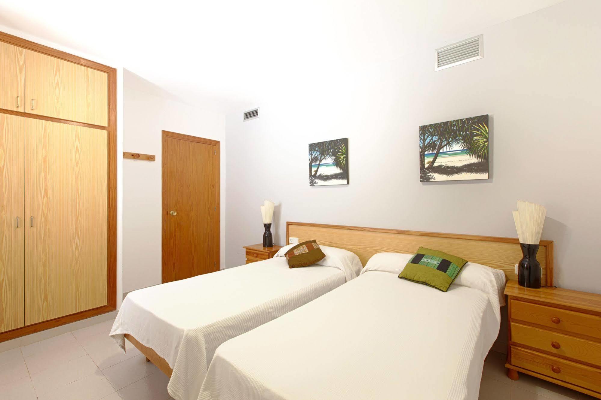 Apartamentos Colomar Santa Eulària des Riu Εξωτερικό φωτογραφία