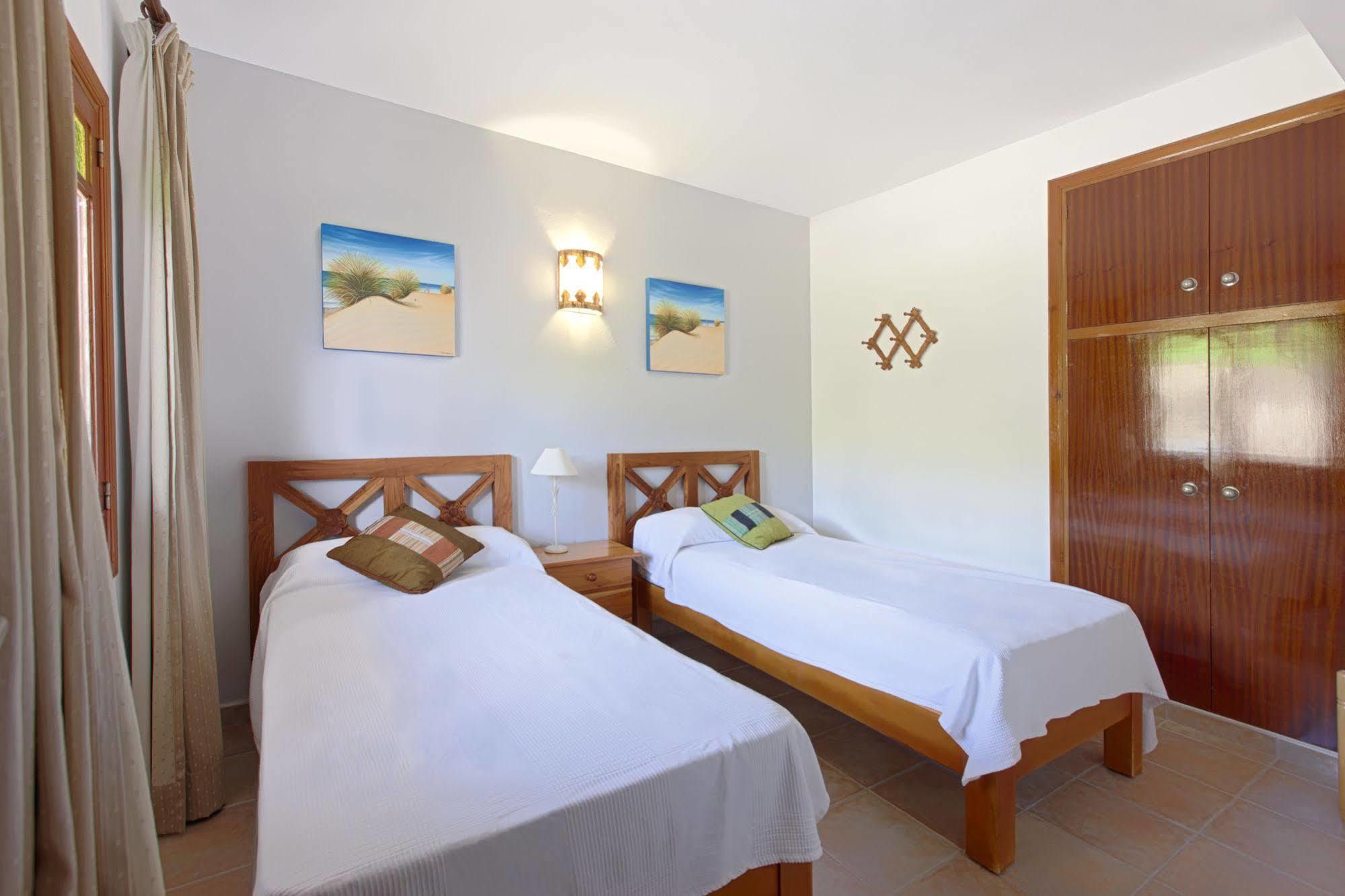 Apartamentos Colomar Santa Eulària des Riu Εξωτερικό φωτογραφία