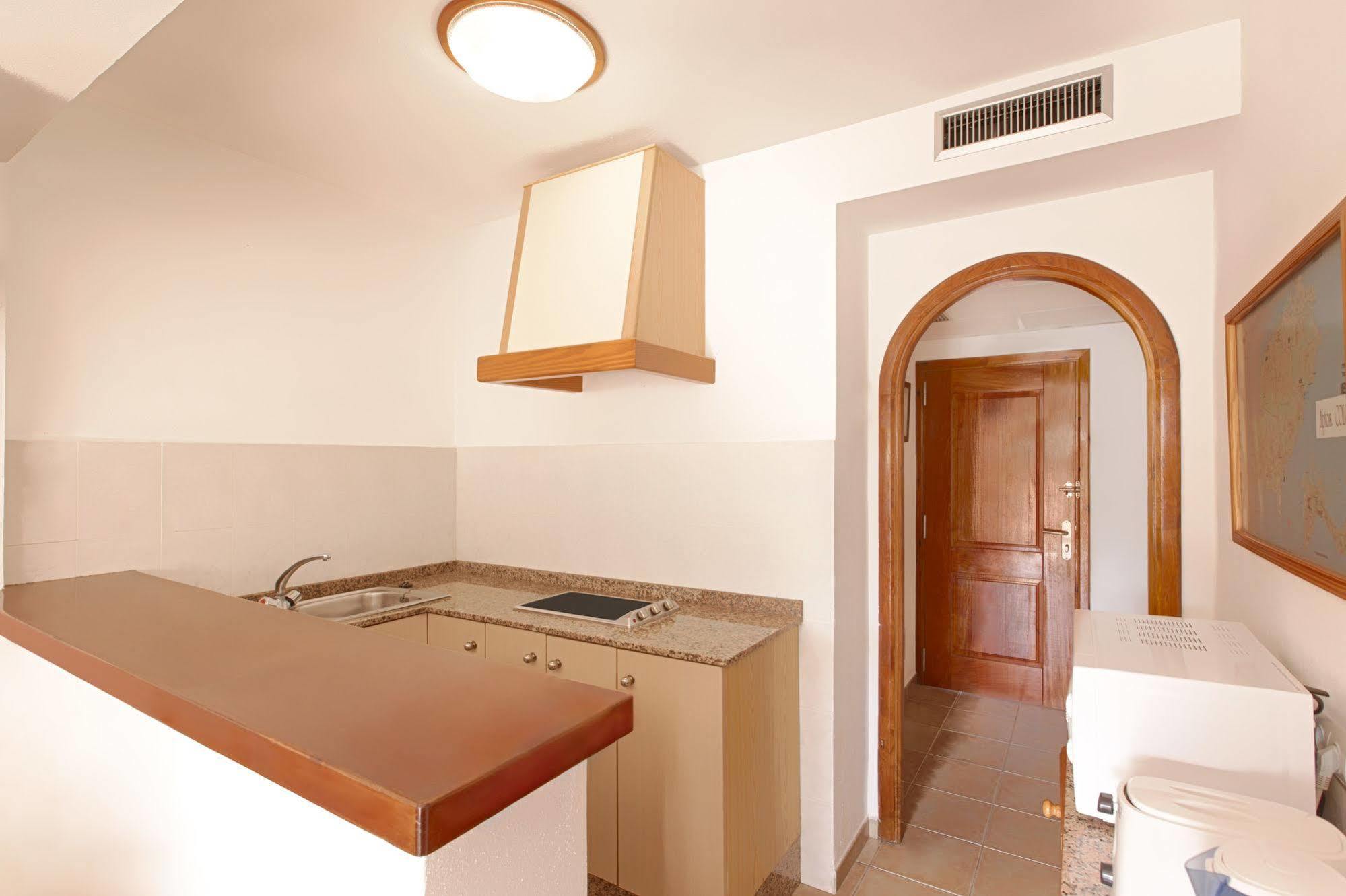Apartamentos Colomar Santa Eulària des Riu Εξωτερικό φωτογραφία