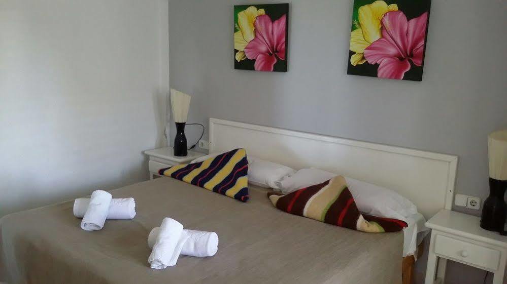 Apartamentos Colomar Santa Eulària des Riu Εξωτερικό φωτογραφία